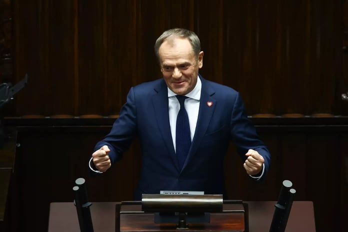 Polonya AB pandemi fonlarını savunma için kullanmayı planlıyor