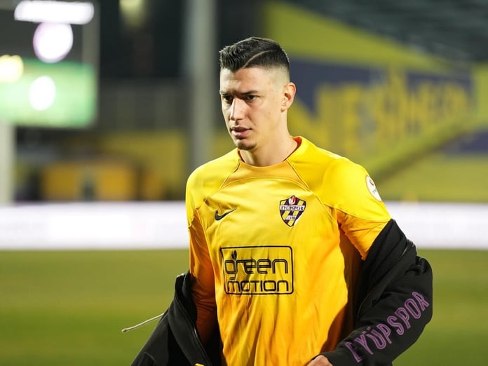 Aston Villa, Eyüpspor'dan Berke Özer'i gözüne kestirdi