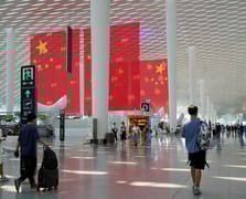 ABD ile kriz yaşayan Çin seyahat uyarısı yaptı