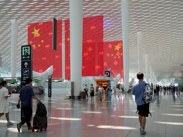 ABD ile kriz yaşayan Çin seyahat uyarısı yaptı