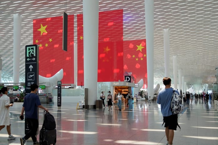 ABD ile kriz yaşayan Çin seyahat uyarısı yaptı