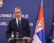 Vucic renkli devrim girişimini engellediklerini iddia etti