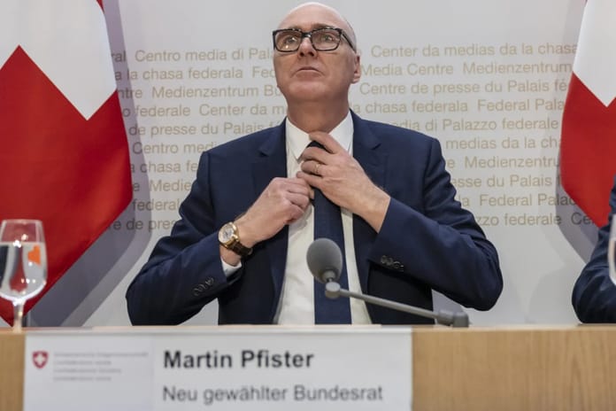 İsviçre'nin yeni Savunma Bakanı NATO üyesi komşularıyla daha yakın ilişkiler kurmayı hedefliyor