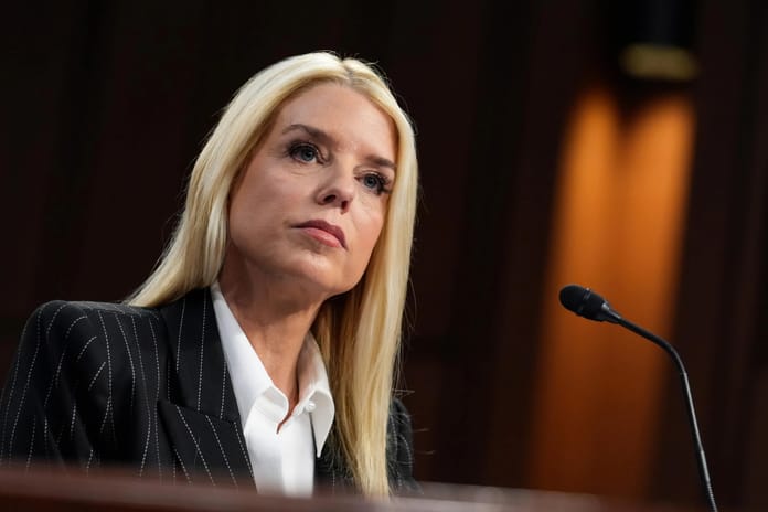 ABD Adalet Bakanı Bondi'den Tesla'ya yönelik saldırılara sert tepki