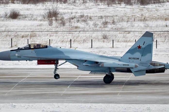 Rusya yeni parti Su-35S savaş uçaklarını teslim aldı