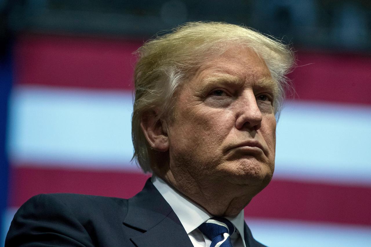 Trump Çin’e yönelik gümrük vergilerini %125’e yükseltti