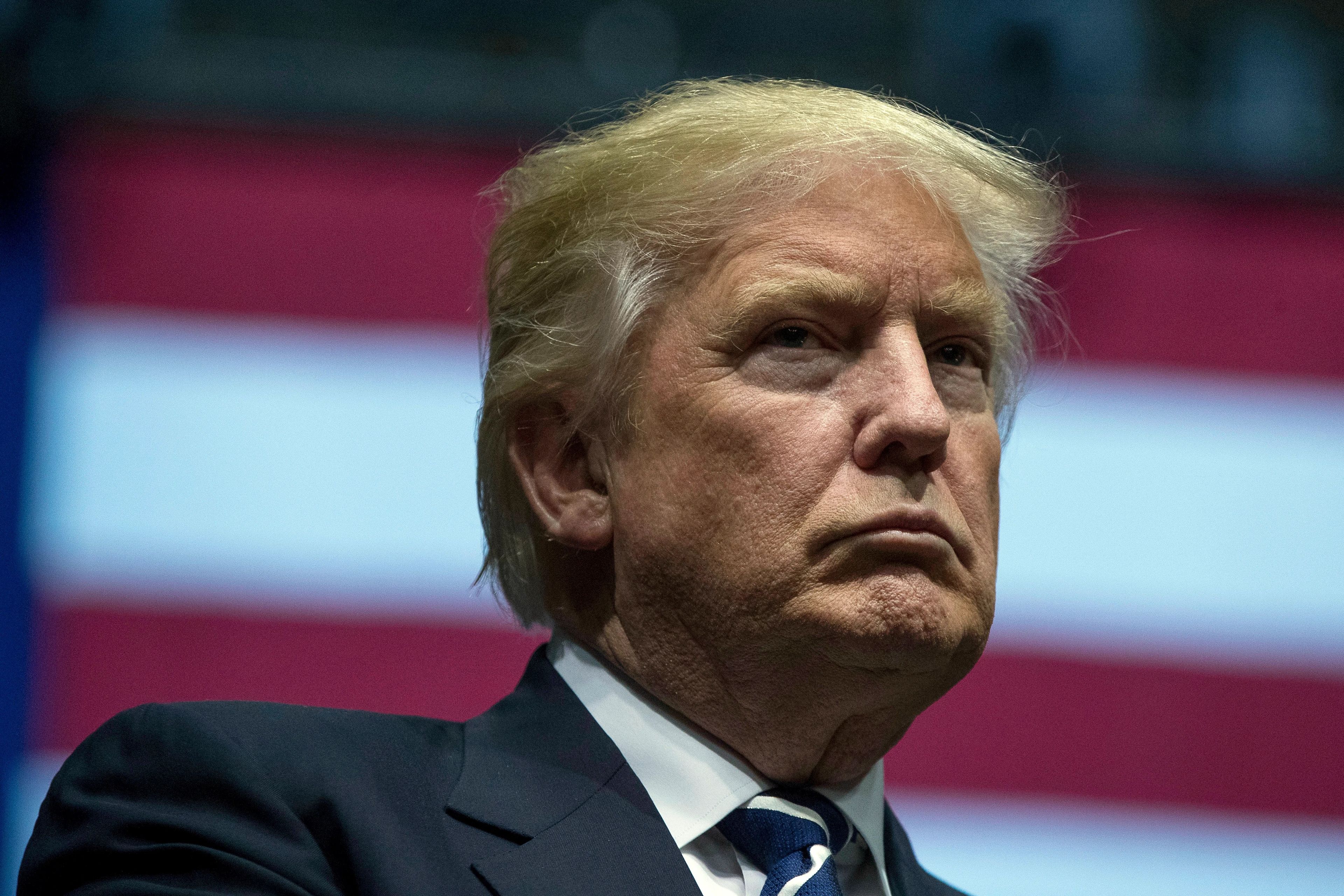 Trump Çin’e yönelik gümrük vergilerini %125’e yükseltti