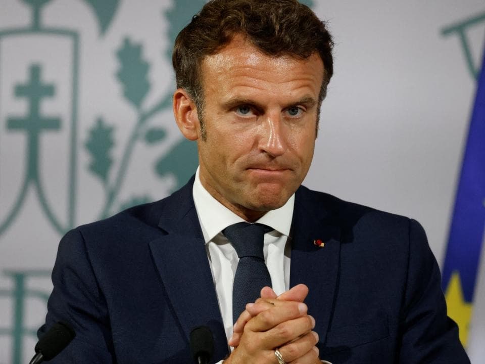 Macron savunma harcamaları için hükümete baskı yapıyor