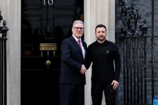 Ukrayna ve İngiltere Ukrayna'da silah üretimi için kredi anlaşması imzaladı