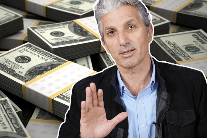 İBB'ye dokunan herkes rüşvete batmış: Eski vekile 200 bin dolar rüşvet