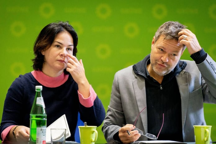Almanya’da Yeşiller, CDU/CSU ve SPD'nin savunma ve yatırım paketine onay vermek istemiyor