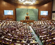 Hindistan’da Müslüman vakıflar üzerindeki tartışmalı tasarı meclisten geçti