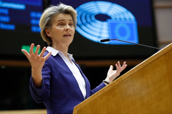 AB'den Trump yönetimine ek gümrük vergisi misillemesi