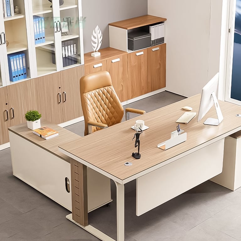 Rosco Wooden Director Table