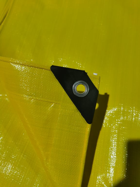 Detail of tarpaulin eyelet