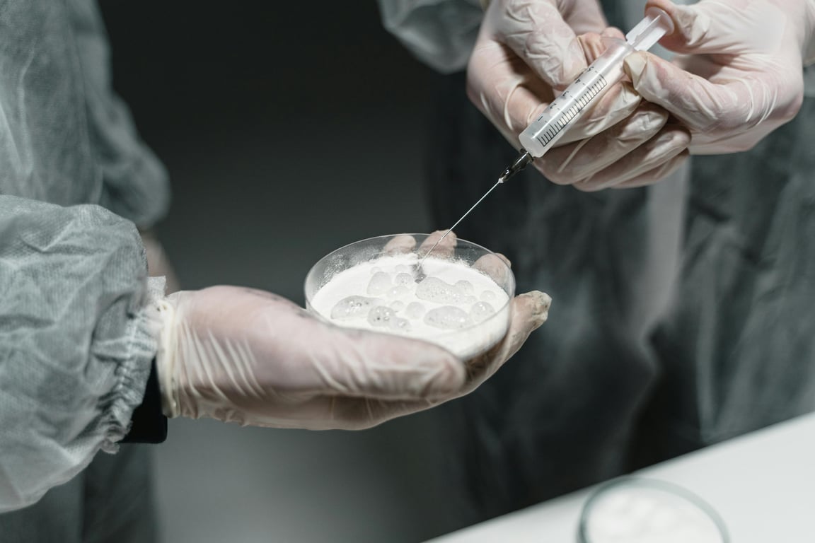 Breakthroughs in Modern Pharmaceuticals: Advancing Global Health