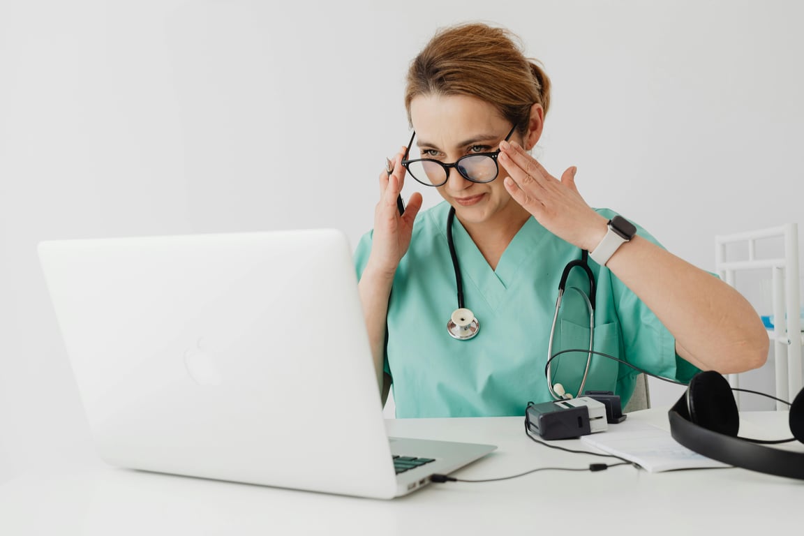 Online Pathways to Excellence: Herzing University's Nursing Degree Programs