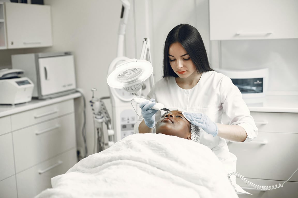 Comparing Popular Nonsurgical Fat Removal Treatments for Affordability and Results