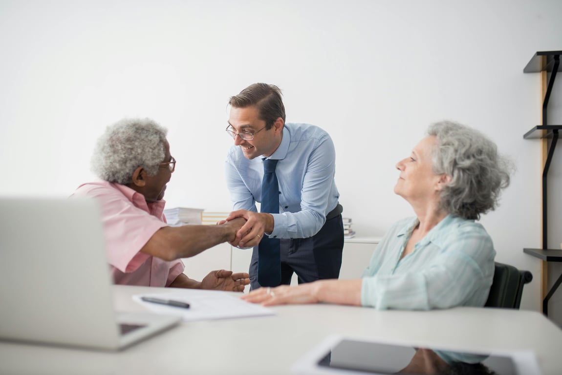 Navigate Senior Savings with Customized Car Insurance Plans