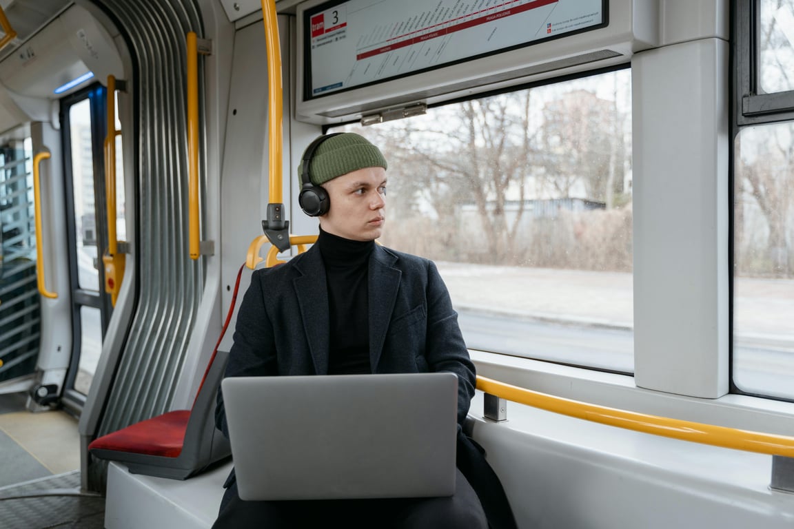 Effortless Ways to Save Big by Mastering Public Transportation