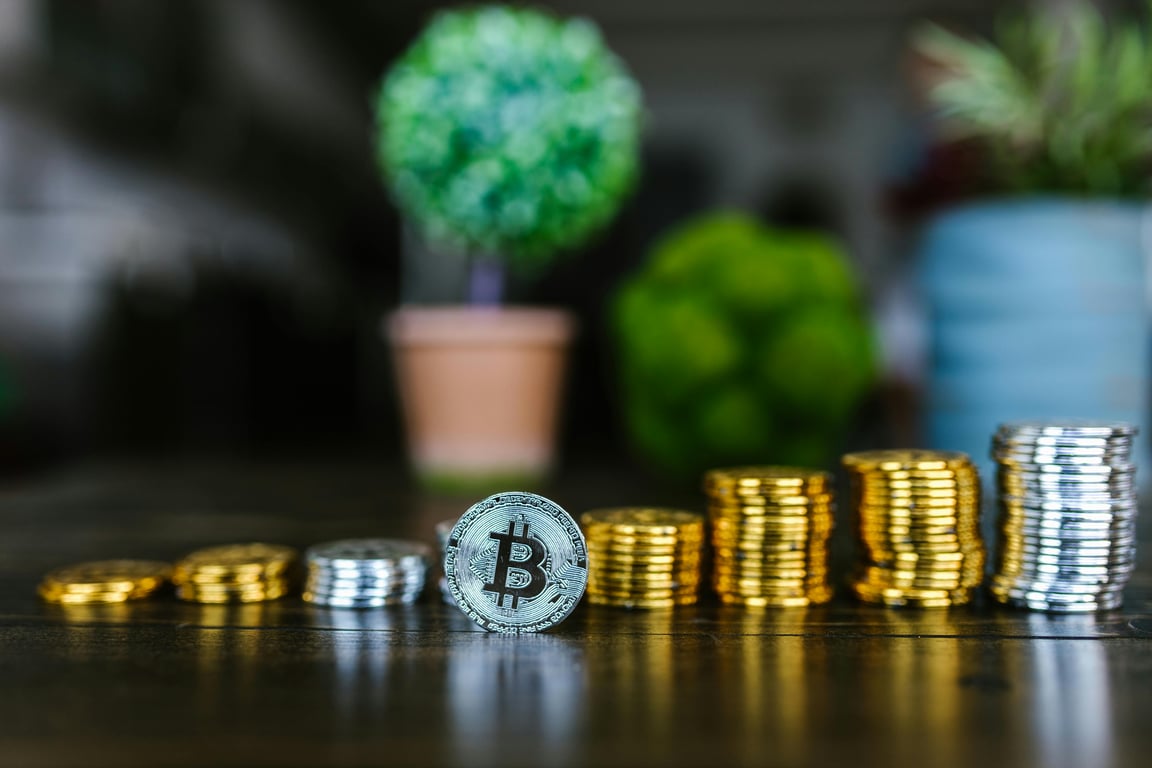 Cryptocurrency Strategies for Long-Term Wealth Building