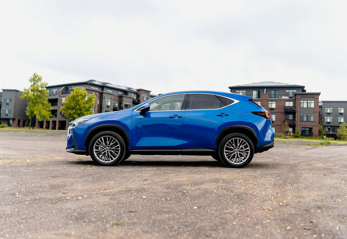 The Rise of Hybrid SUVs: Balancing Power and Efficiency