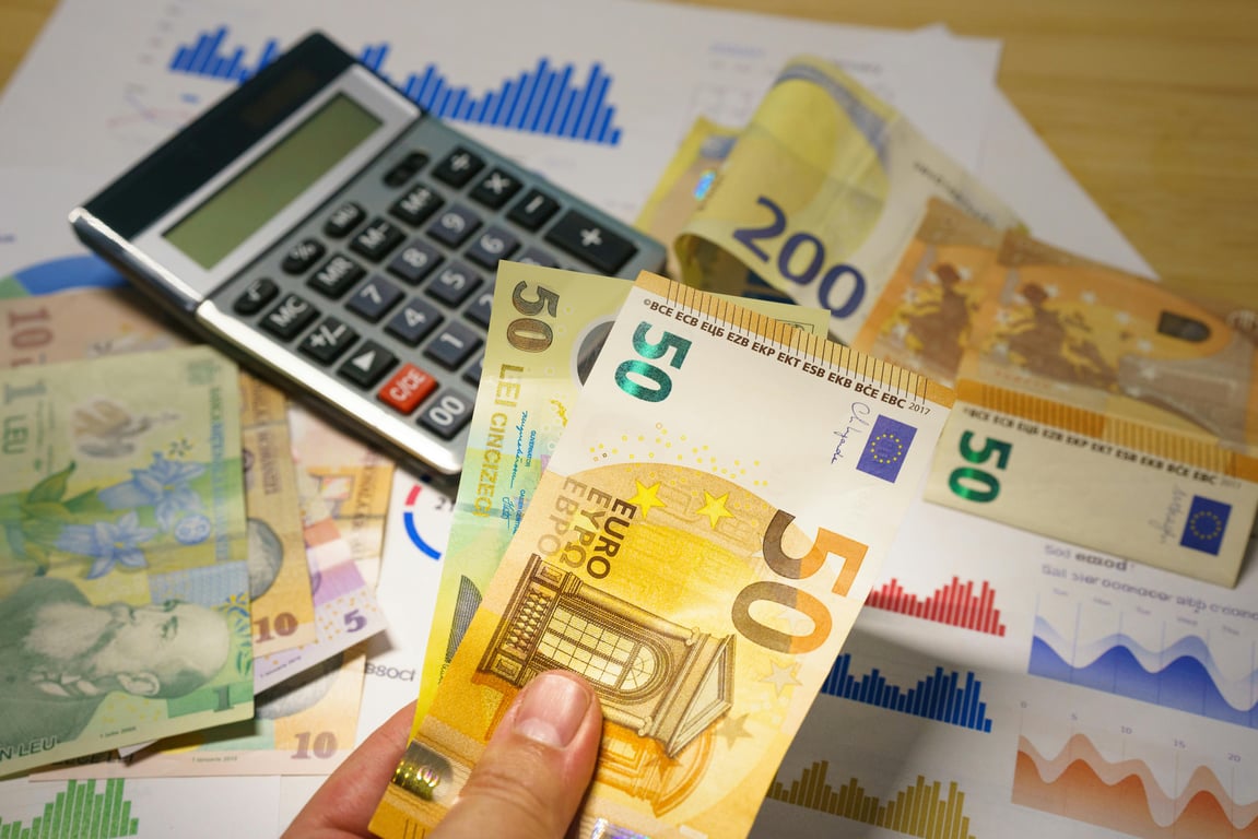 Maximize Your Tax Savings with These Small Business Deduction Tips