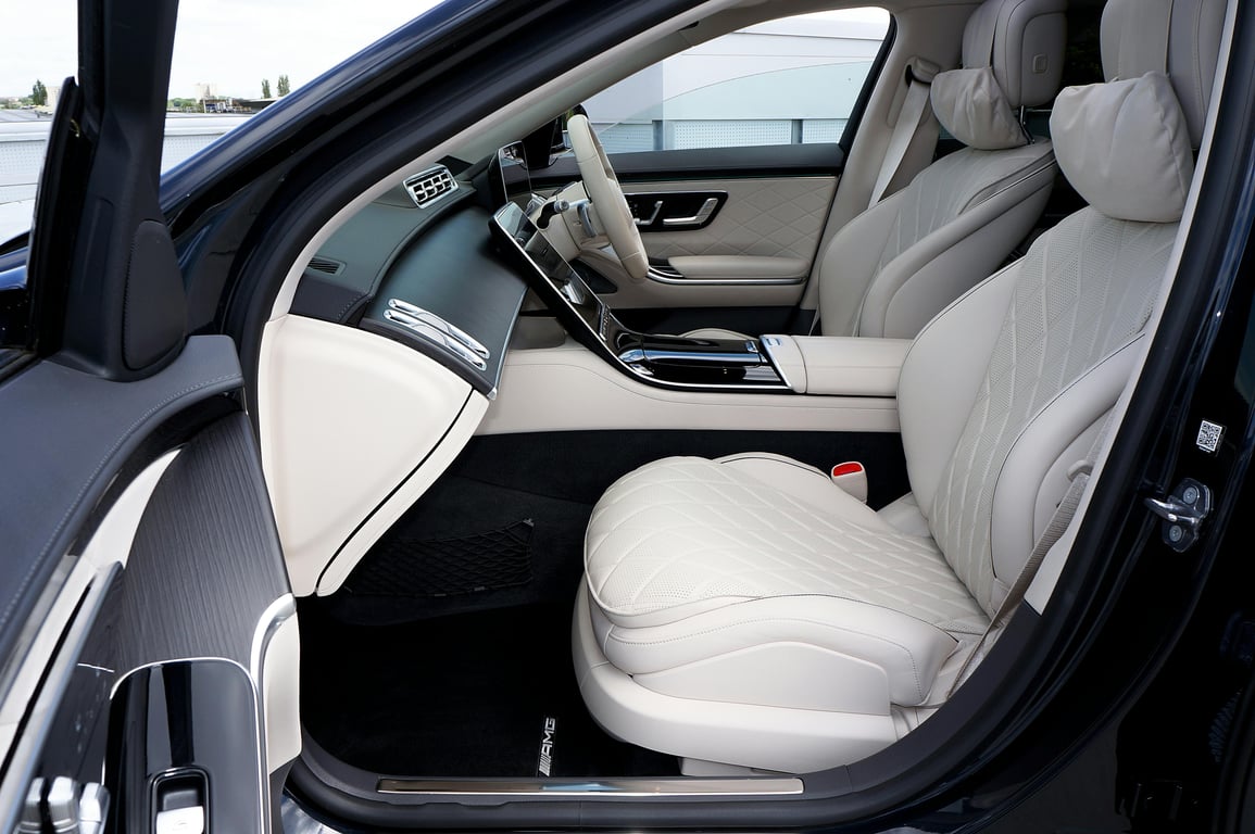 Smart Machines on Wheels: How AI is Redefining the Driving Experience