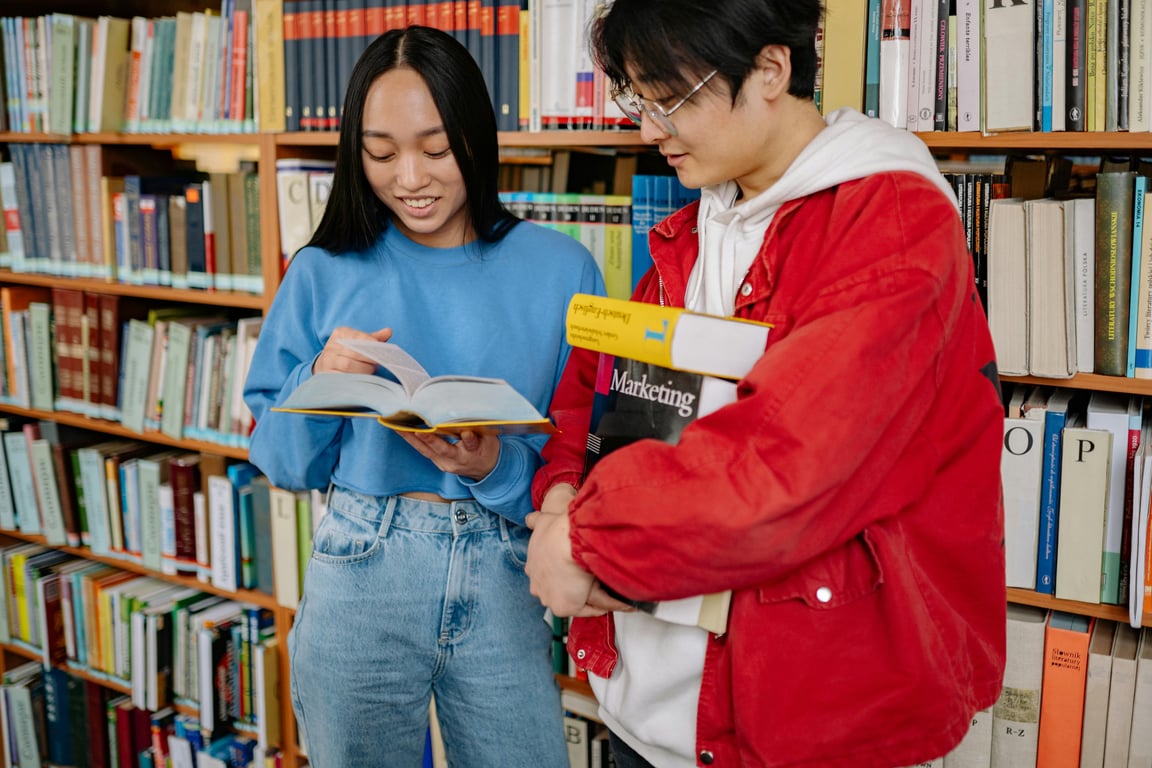 Smart Strategies to Cut Costs on Textbooks and Study Supplies