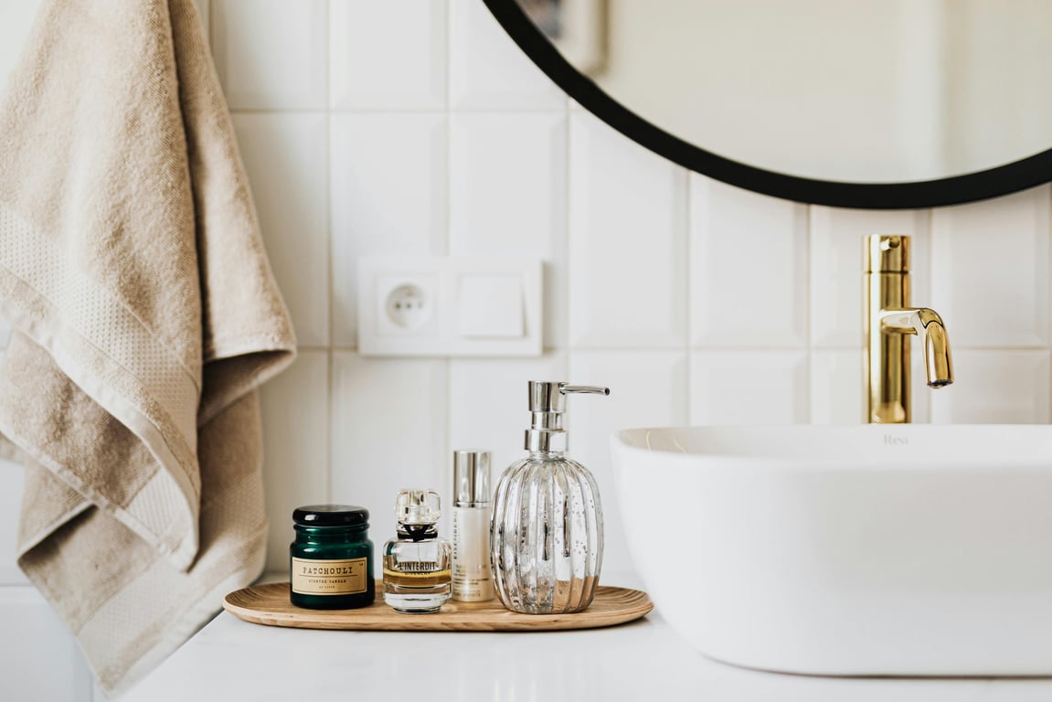 Create a Luxe Bathroom Look Without Overspending