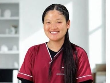 Aider Sunu à devenir Chirurgienne-Dentiste