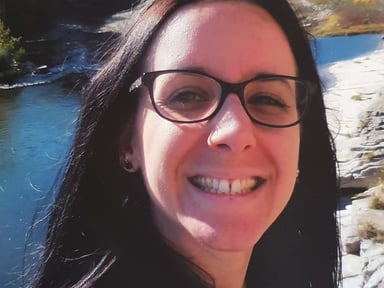 Pour Julie COUDOUMIÉ