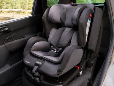 Aider mon fils à voyager en toute sécurité
