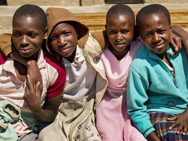 COMPASSION & ESPÉRANCE-SAUVER L'ANNEE ACADEMIQUE DES ENFANTS