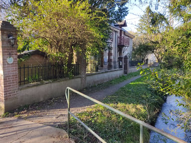 Préserver un lieu de vie -  Habitation, cultures bios, resto, hébergements