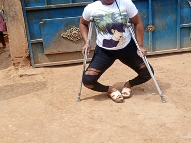 Je soutiens Prisca pour son opération osteomie tibial