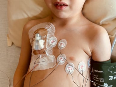 Aidons Le Petit Sableautin