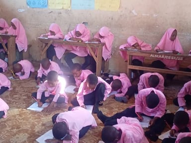 - Zanzibar (Tanzanie) - Aidons l'école  Almarfa English Medium School