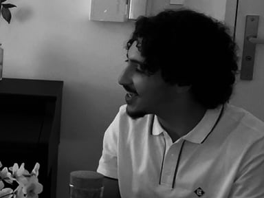 À la mémoire de Younes