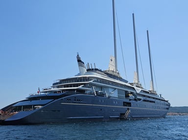 Donnez argent pour une croisière de rêves