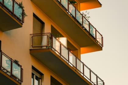 Adoption et mise en pratique des nouvelles obligations en 2025