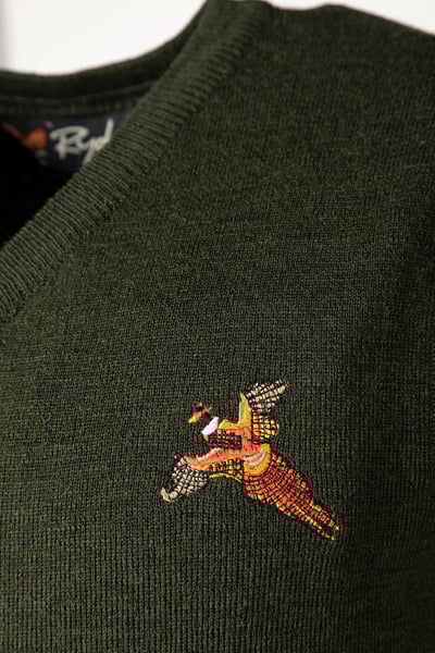 Men's Sleeveless Shooting Jumper - Wykeham - Olive