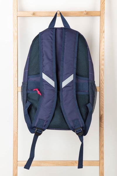 Walker's Backpack - Laura Tweed