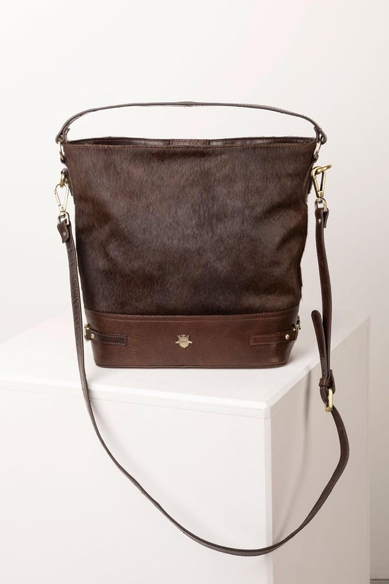 Ladies bucket bag shop