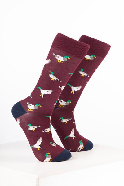 Men's Bamboo Rich Bird Ankle Socks - Duck Wine