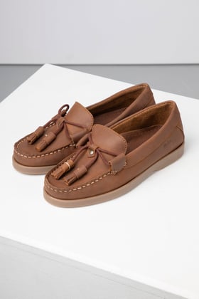 Ladies Tassel Deck Shoes – Reighton - Antique Brown