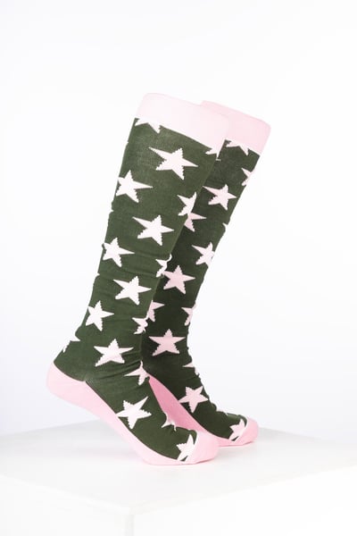 Damen-Reitsocken aus Bambus mit Sternenmuster - Stern Dunkeloliv/Zartrosa