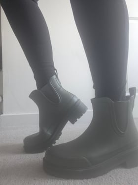 Very comfortable and stylish