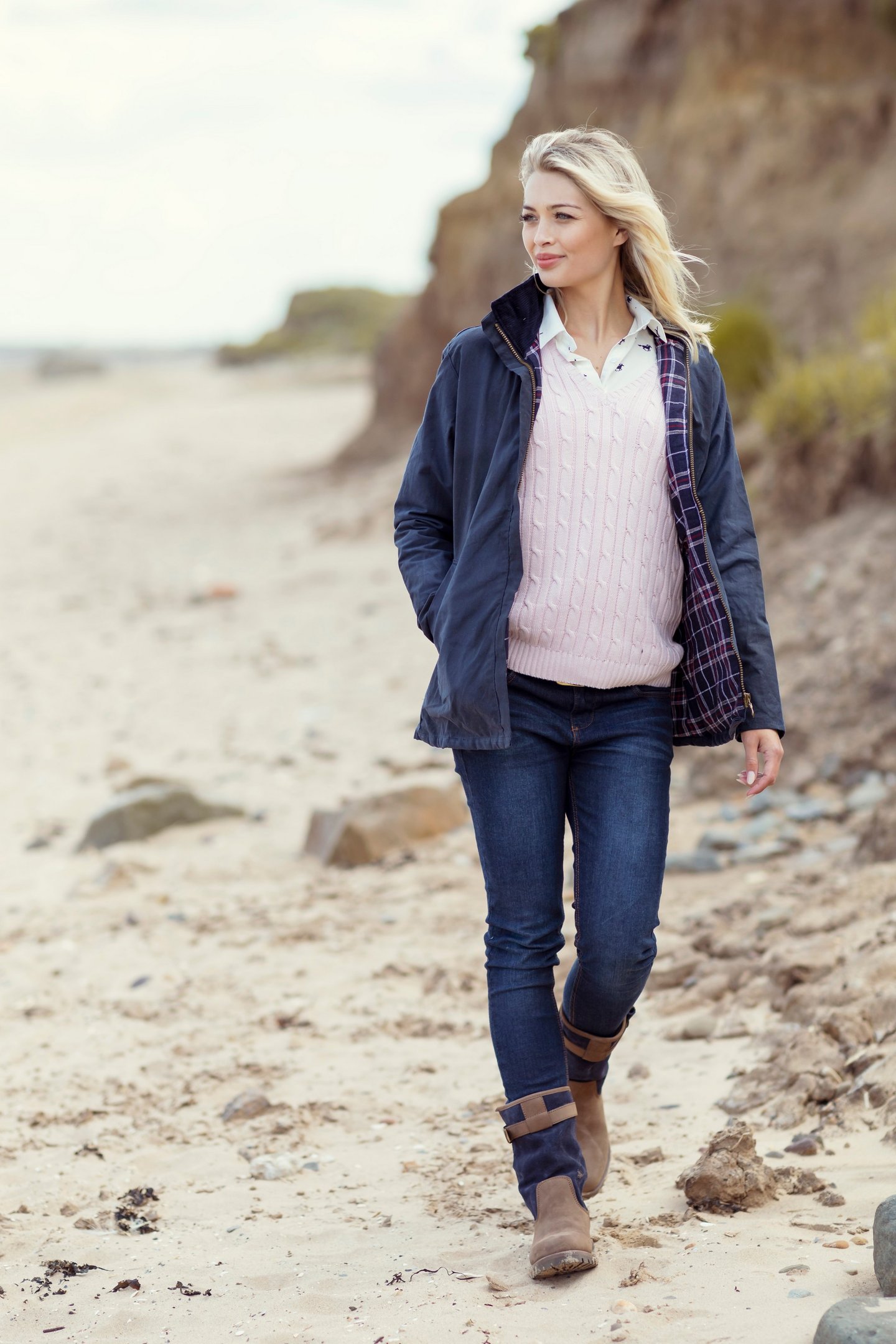 Ladies navy wax jacket