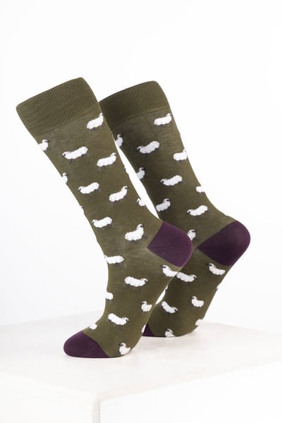 Women’s Bamboo Rich Animal Ankle Socks - Sheep Dark Olive